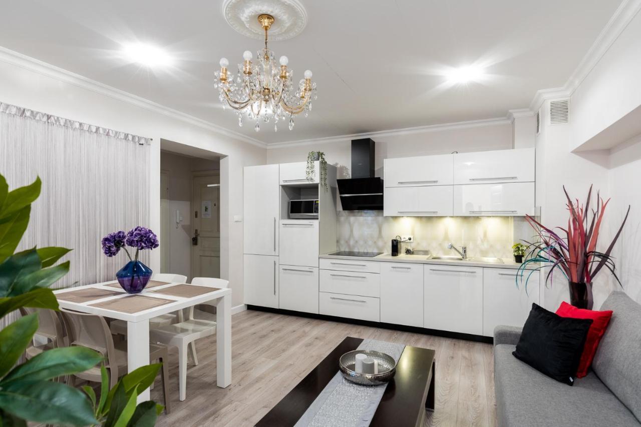 Luxe Living Boutique Pilsudskiego 11 Cracóvia Exterior foto
